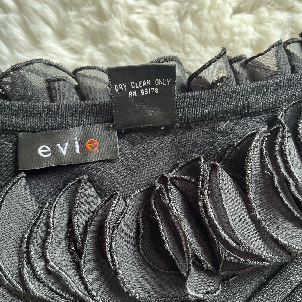 EVIE Rayon/Silk Ruffle Sweater L - Picture 7 of 8